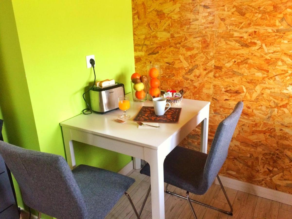 Apartamento Ribera Del Duero Reserva Tubilla del Lago Bagian luar foto