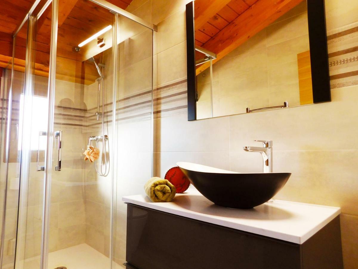 Apartamento Ribera Del Duero Reserva Tubilla del Lago Bagian luar foto